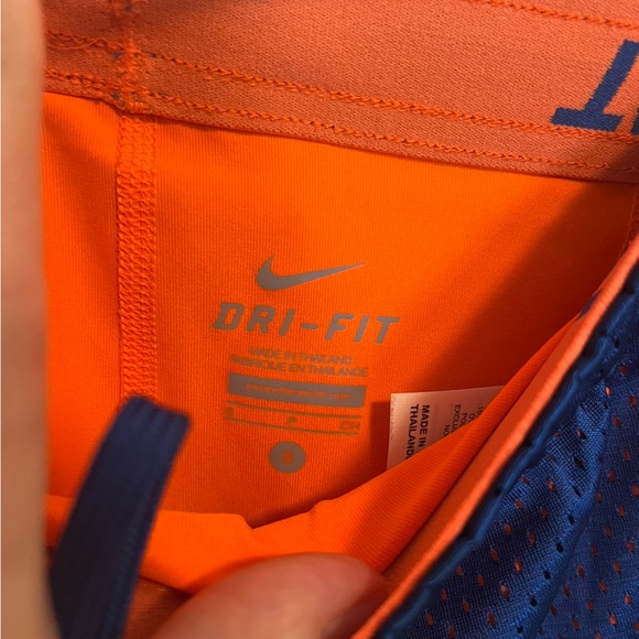 WOMENS NIKE DRI-FIT SHORT - Picture 4 of 4